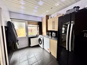 Photo 8- click for photo gallery